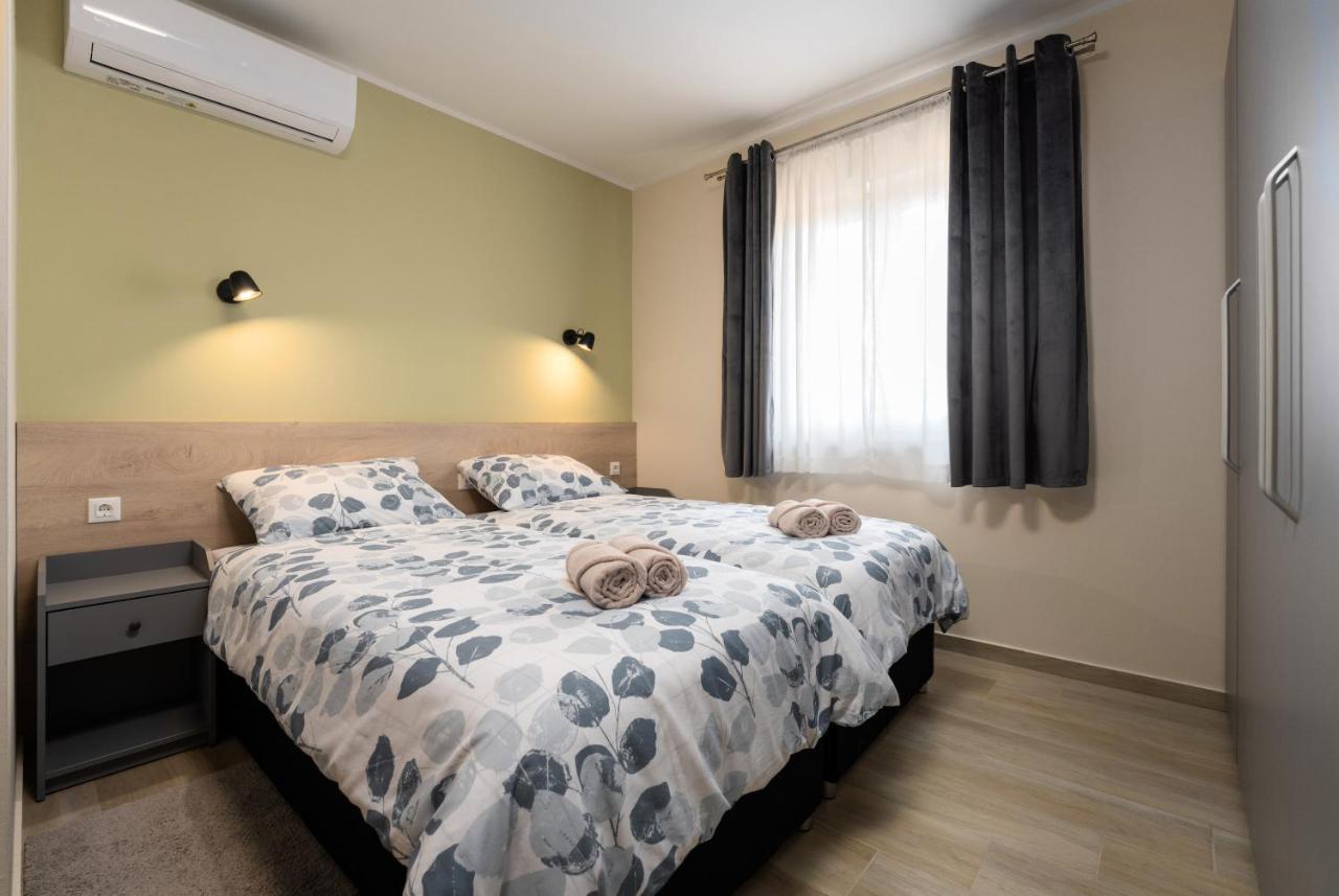 Holiday House Leana Пазин Екстер'єр фото